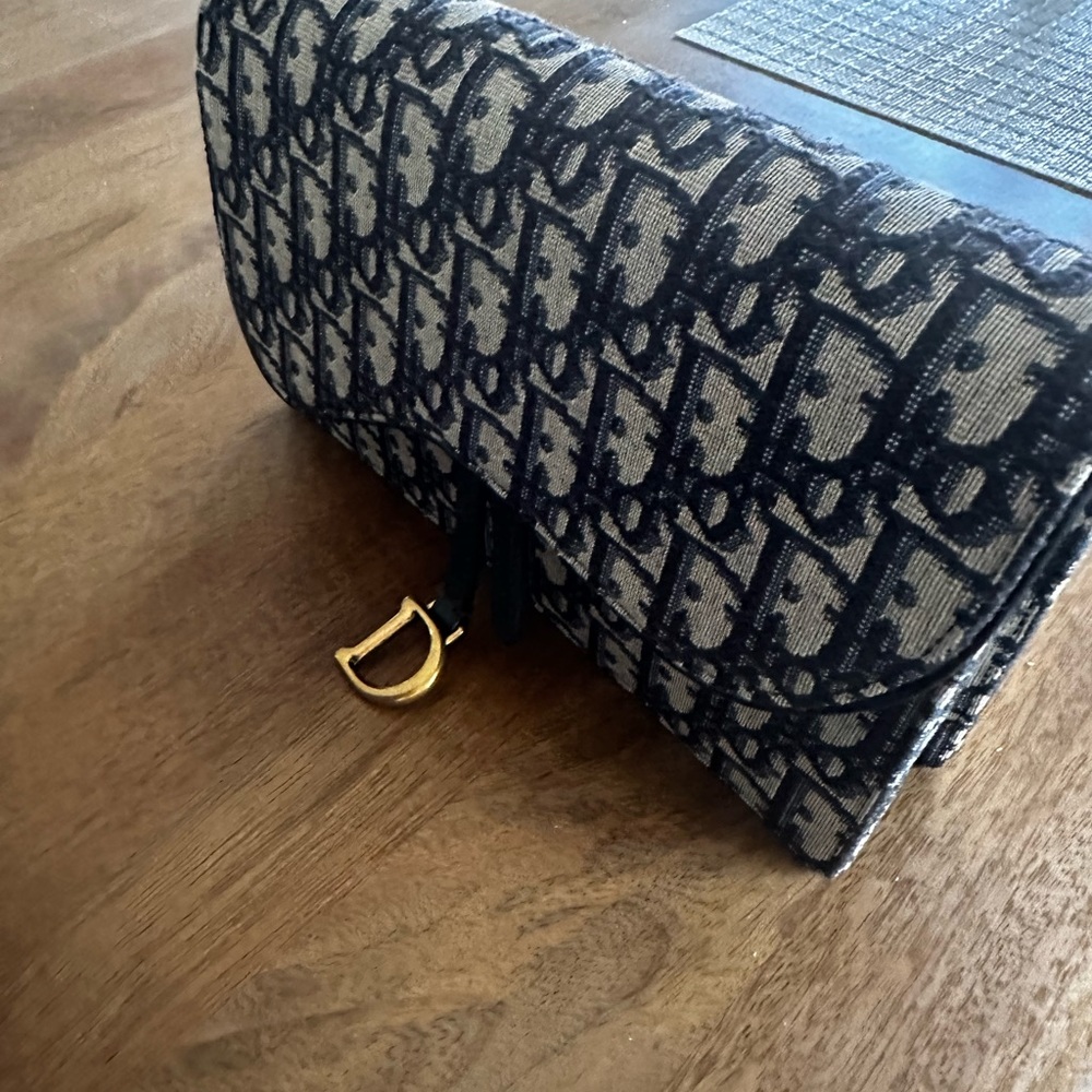 Dior saddle pouch with removable chain- price as listed or best offer - Picture 5 of 9
